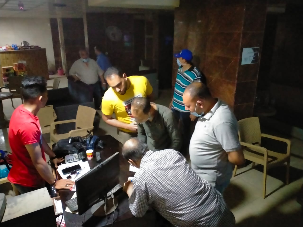 حملات متابعة غلق المحال التجارية  (6)