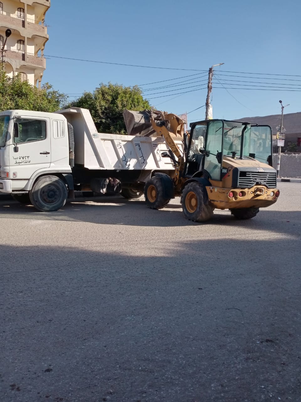 حملات نظافة بالمراكز والاحياء (6)