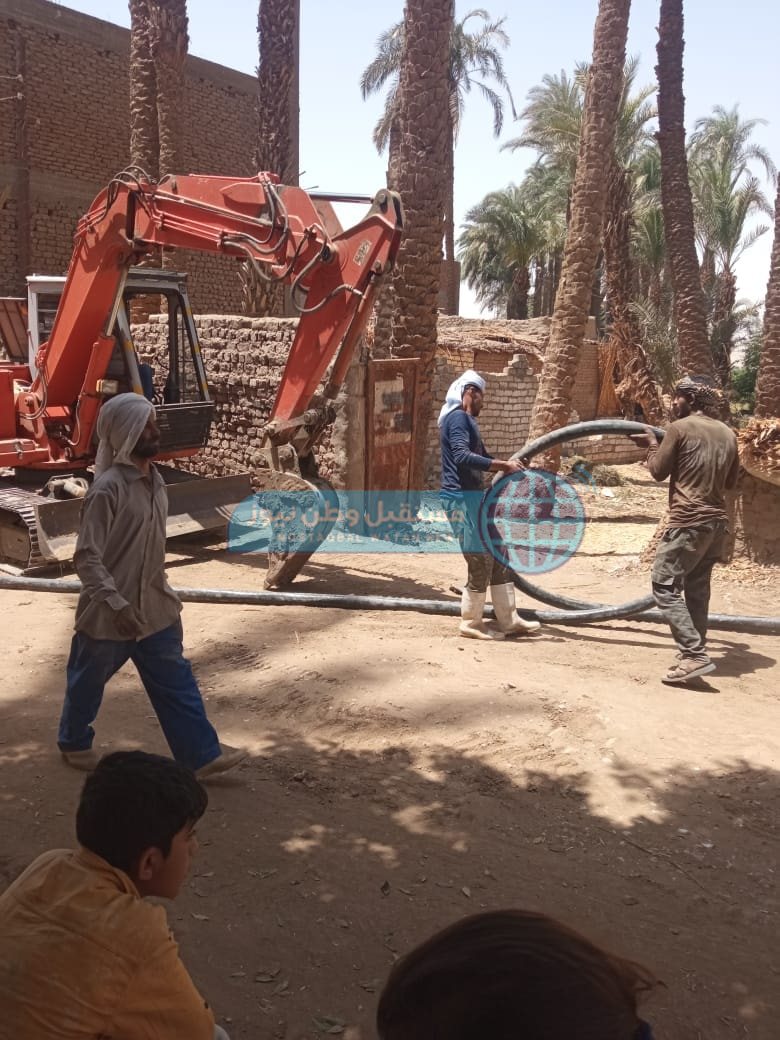 تفقد مشروعات حياة كريمة بمركزي البدارى والغنايم (11)