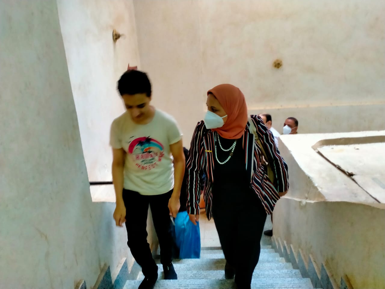 30B42085-1ABD-4BEF-B6F6-3D2EE907DDE8