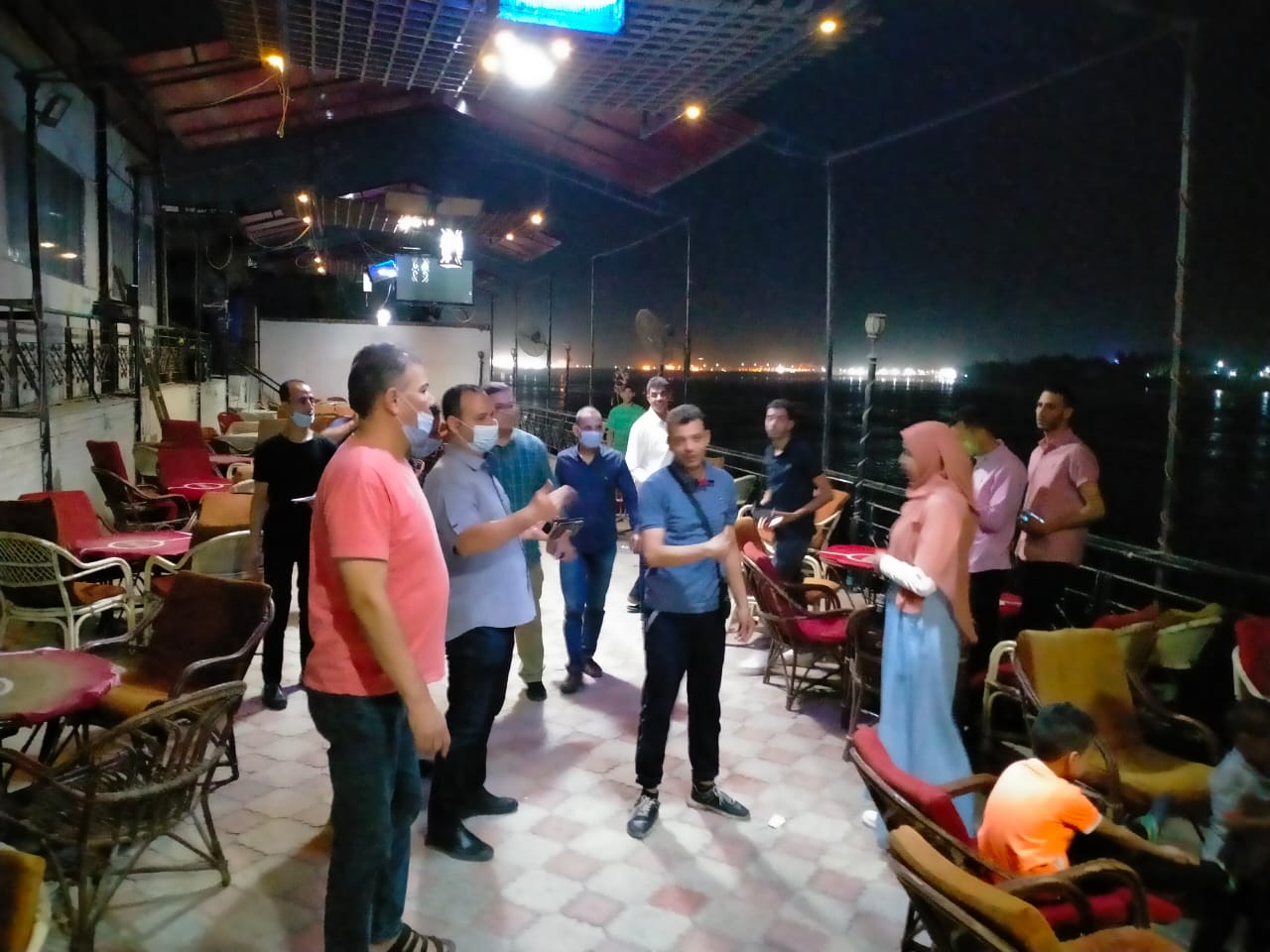 حملات غلق المحال التجارية والمقاهى (13)