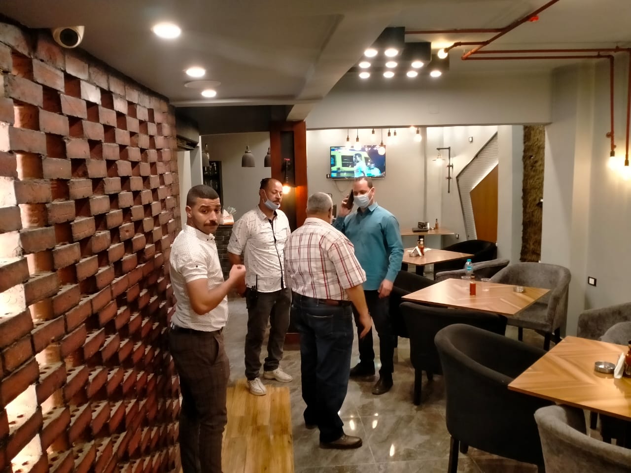 حملات غلق المحال التجارية والمقاهى (6)