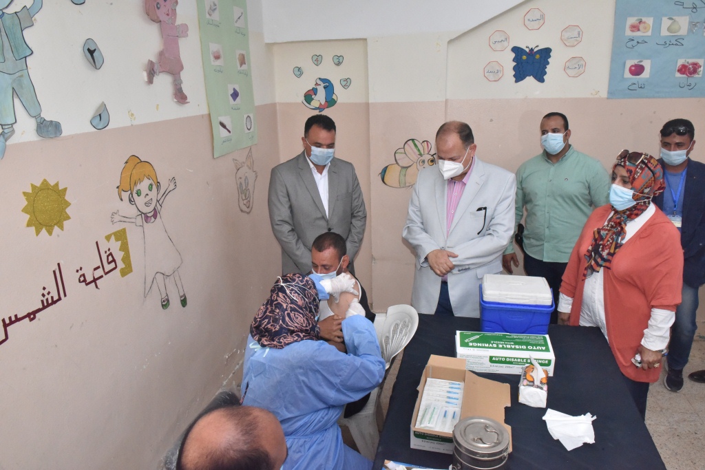 حملة لقاح كورونا بمركز شباب ناصر (14)
