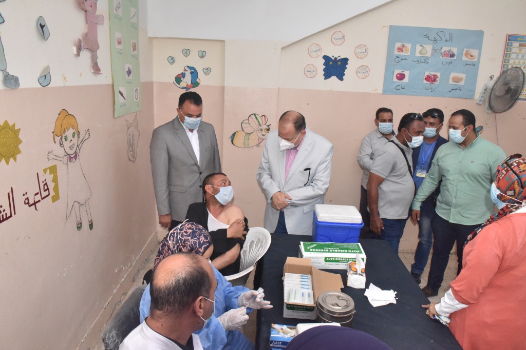 حملة لقاح كورونا بمركز شباب ناصر (13)