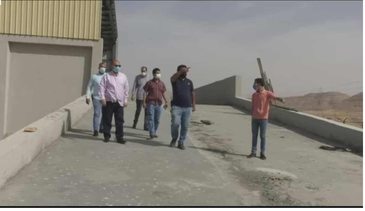 محافظ أسيوط يتفقد المحطة الإنتقالية الوسيطة للمخلفات الصلبة بأبوتيج (3)