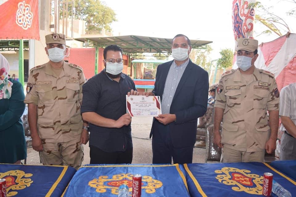 1C38C0FA-90BD-426C-AD1A-DB3114BAA7FD