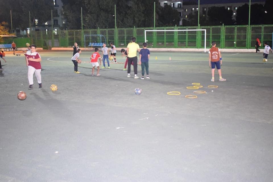 A9740EEF-98CB-4976-B479-370E75E774AD