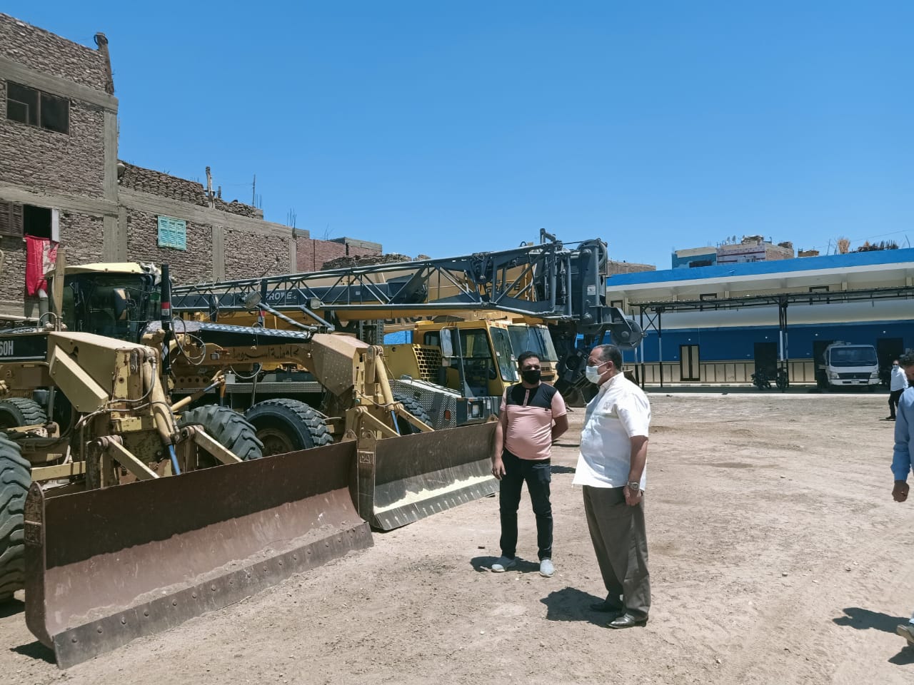 السكرتير المساعد يتابع الحملة الميكانيكية حي شرق وغرب والانقاذ السريع (10)