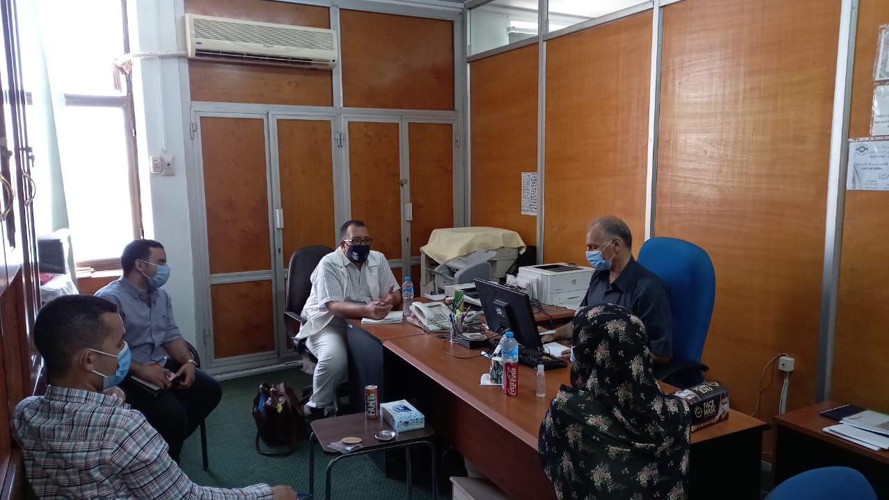 وفد من الاتحاد الأوروبي لمتابعة أعمال وحدة السكان  (1)