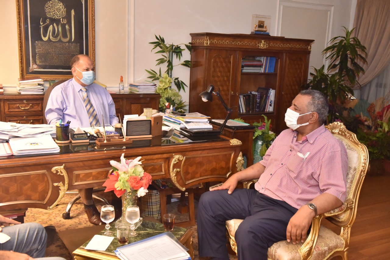 لقاء وكيل وزارة الاسكان بالمحافظة (1)