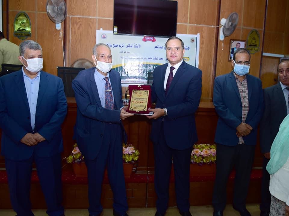 91FD1165-D89C-498F-B443-1F062F095F0B