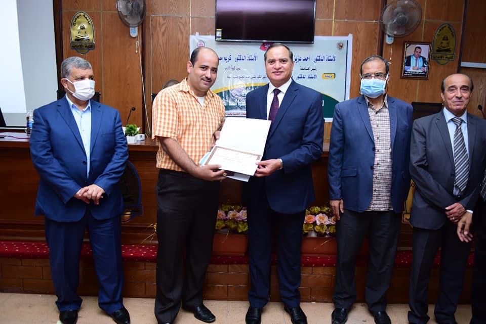 6A53C881-D0FC-4BBF-B8FC-DD7181CDE9D3