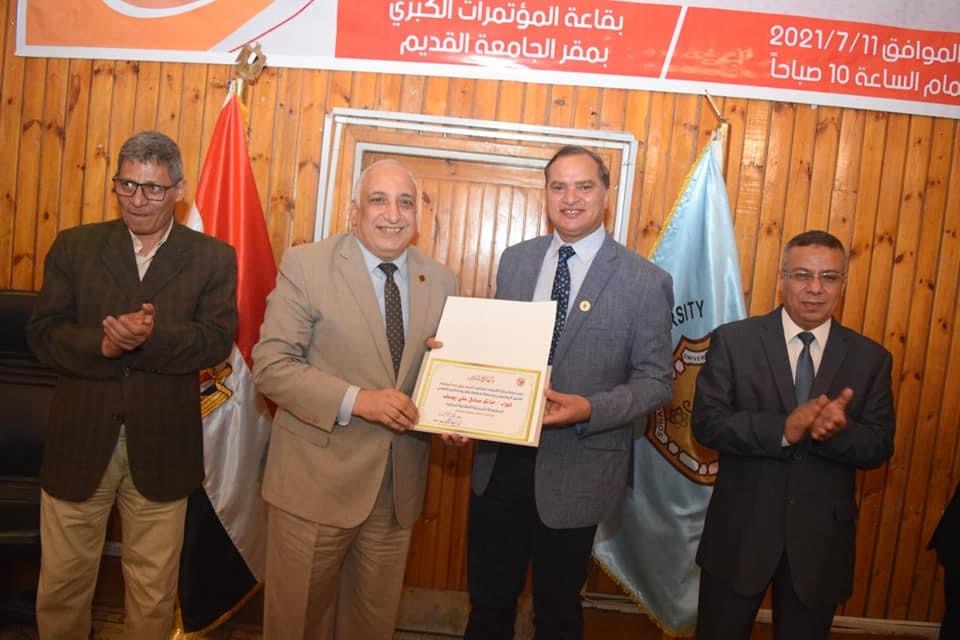 A554C3F1-9FD0-45BC-BFD0-AC18F8F25D3F