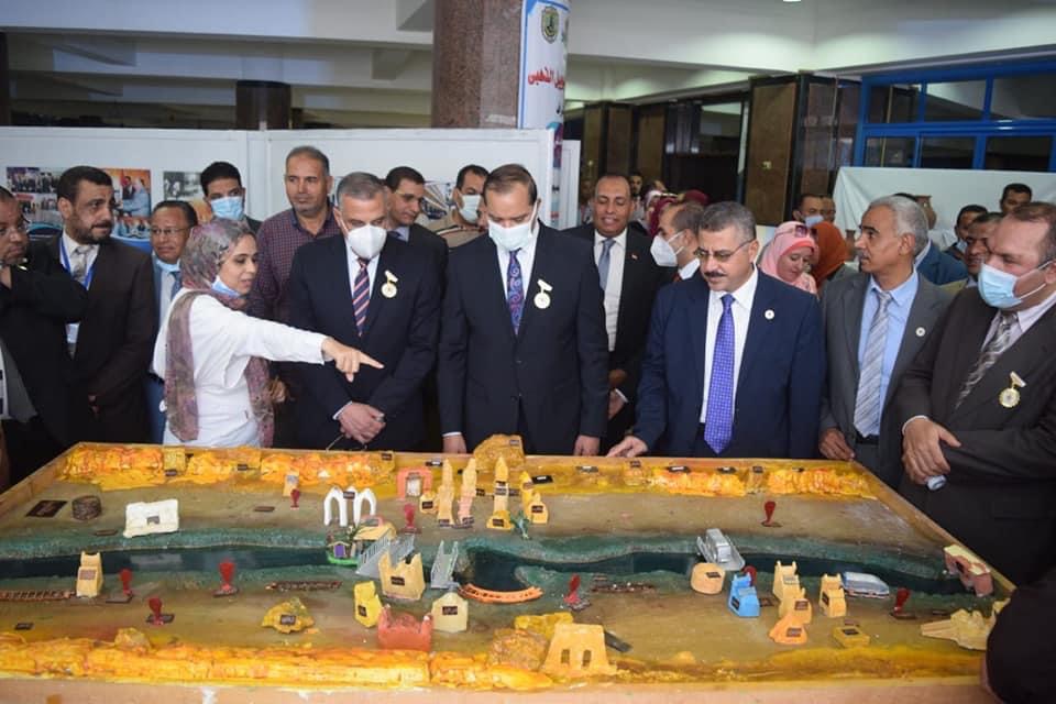 6921741C-FFB2-4082-BECF-19CC22F99865