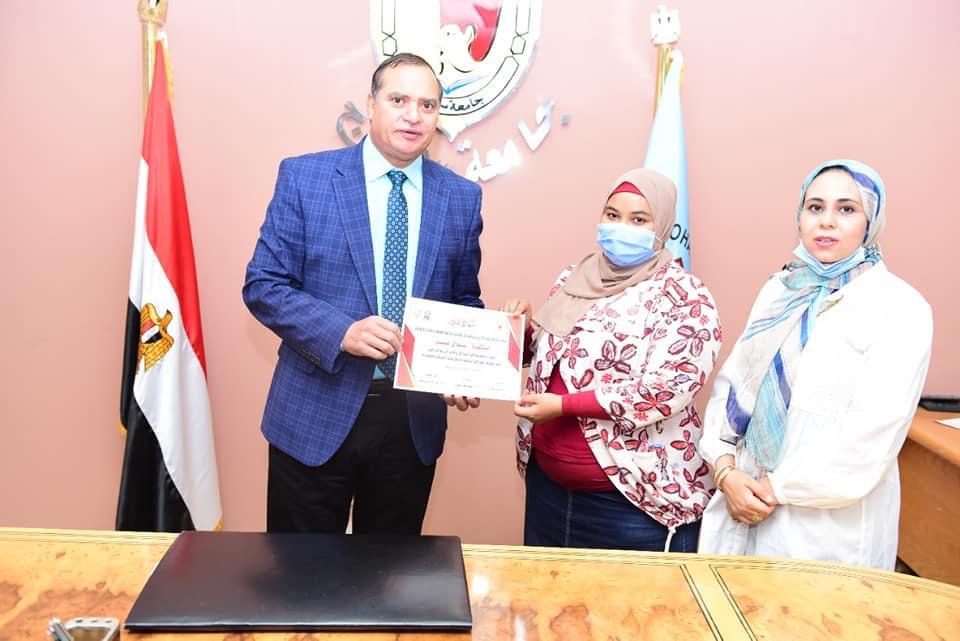 0823AD87-DEB6-4016-AAB7-309C7396B9B3