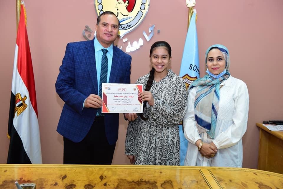 FE10B519-1F2B-4F43-BB25-9364B3B4378B