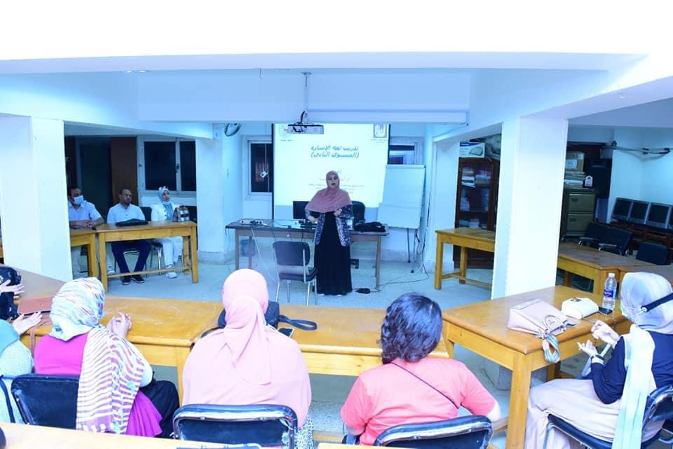 22184D8A-01E0-4FE1-8CCA-CBEA76170264