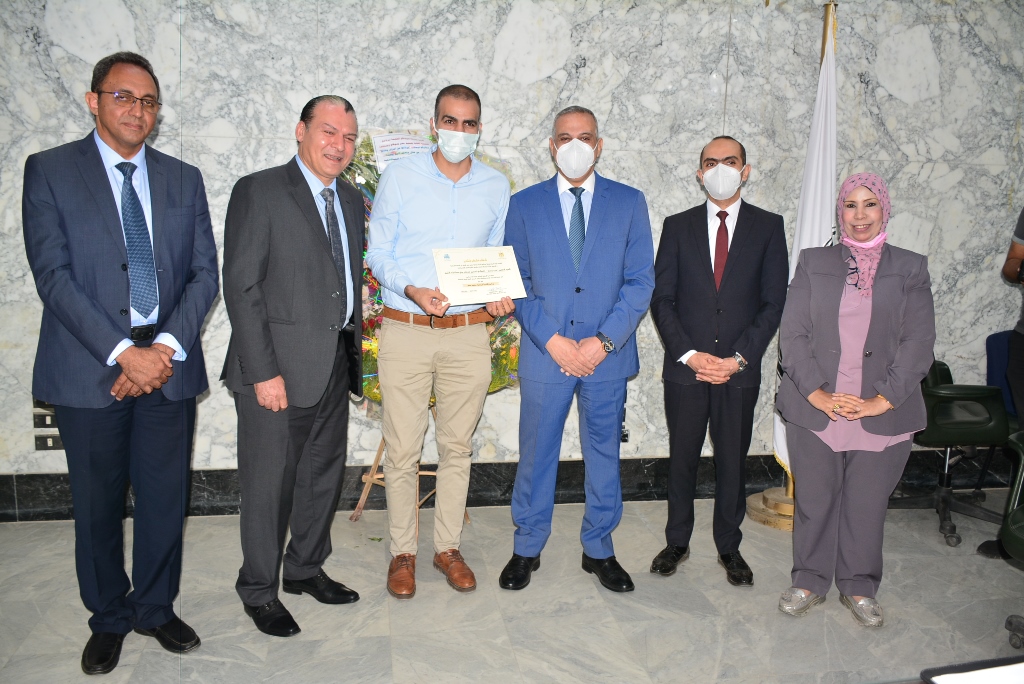 23D17CA0-FC64-47B0-931F-AA676EB02758