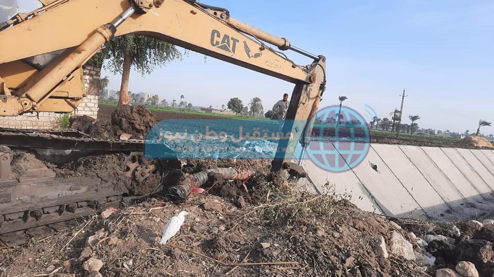 إزالة تعدي على نهاية ترعة جنابية باقور الثانية  (6)