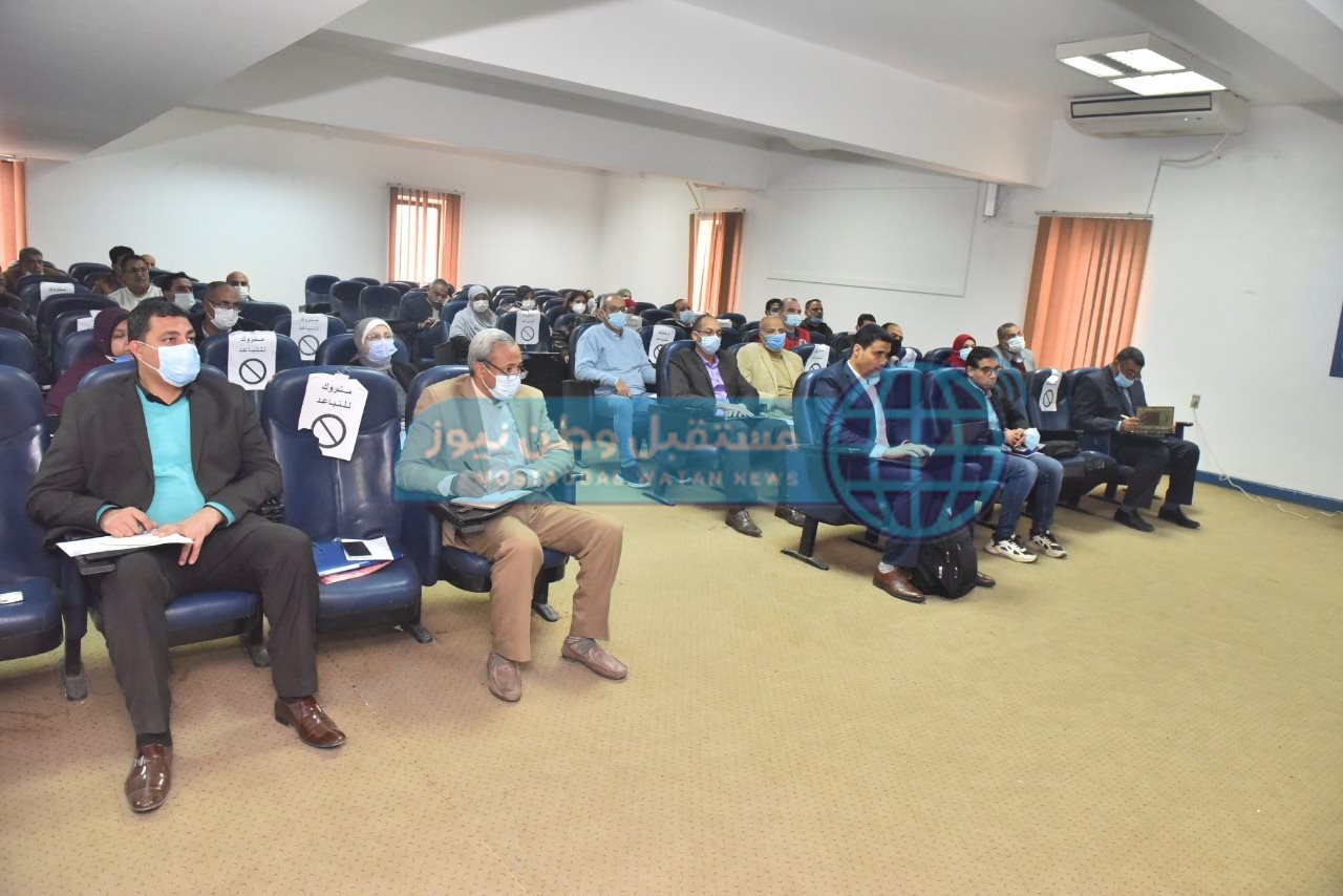 اجتماع التخطيط المحلي لبرنامج التنمية المحلية في صعيد مصر (10)