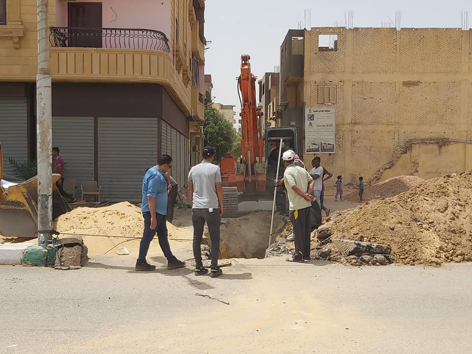 تطوير منطقة  عين بشارة بواحة الخارجة  (3)