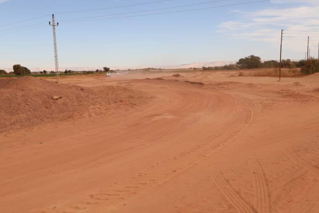 محور دائري بالداخلة