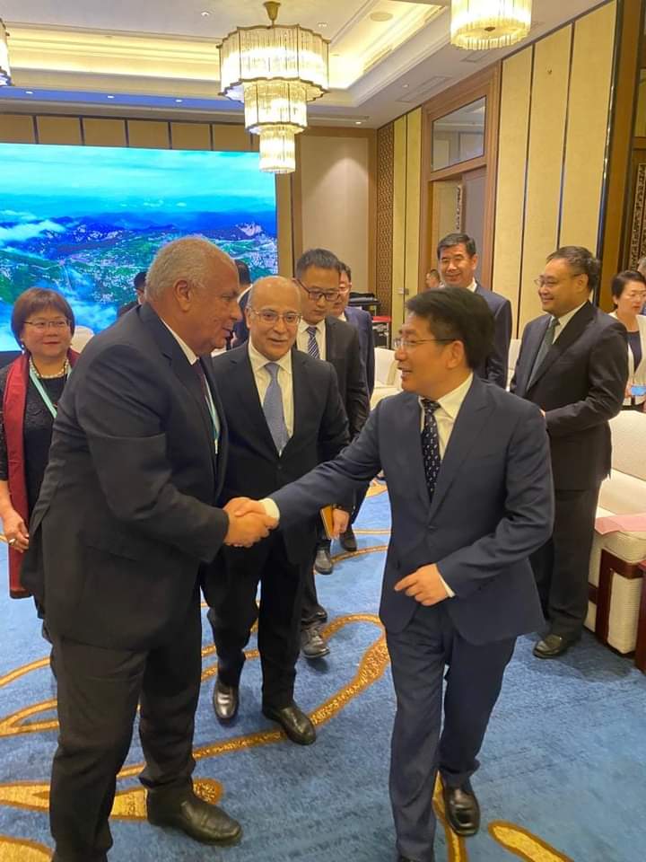 محافظ الواد الجديد يلتقي حاكم مقاطعة تايان ومسئولي وزارة الثقافة الصينية (7)