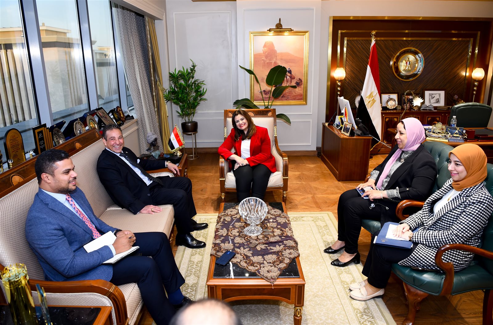 وزيرة الهجرة