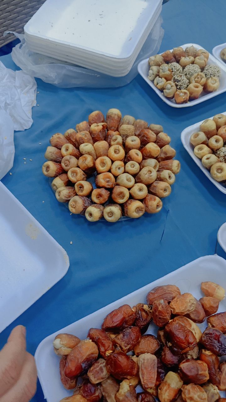 تعبئة التمور بمبدارة ترعاهم فيبدعون بالخارجة