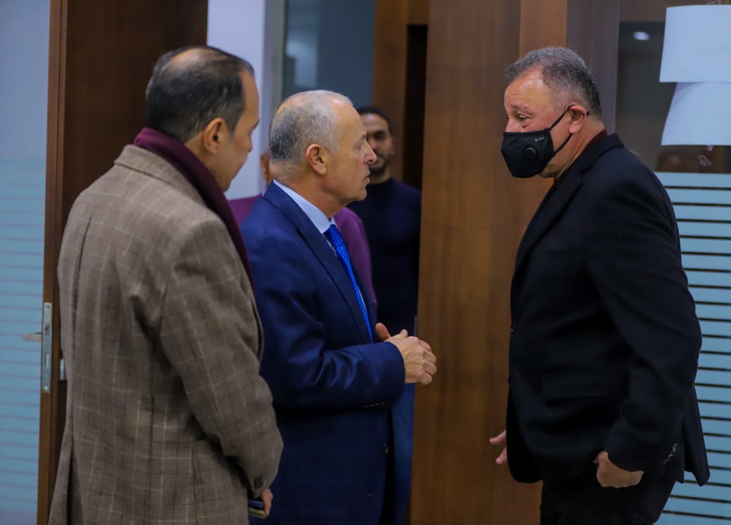 6fb441c4-c327-4e1e-a367-b7ec85513c48