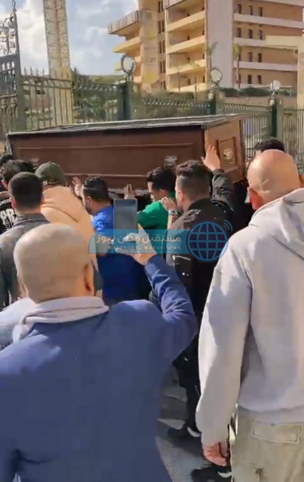 e4655089-f3f7-48ea-98a0-6b6dce80130e