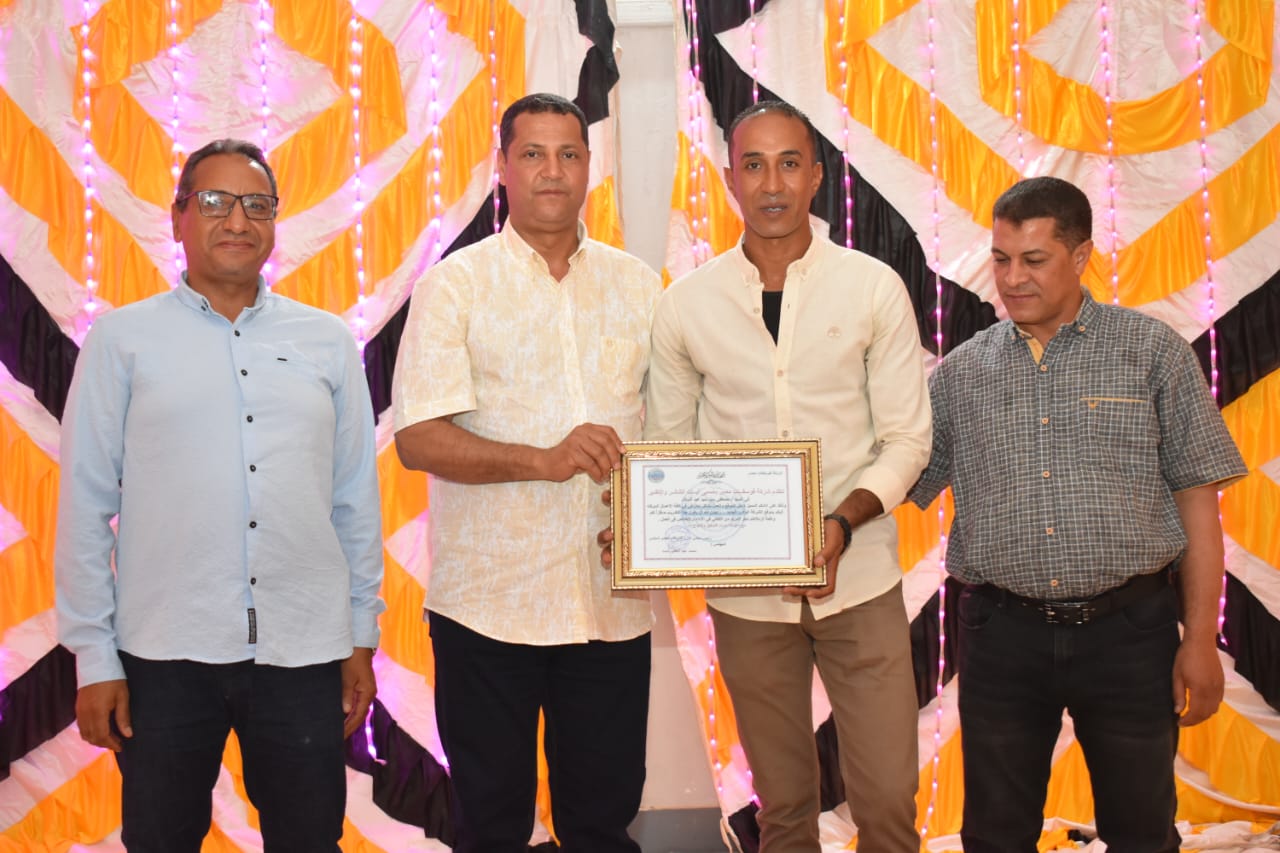 احتفالية فنية وثقافية بعيد العمال في جو من الإبداع الثقافي والفني في الوادي الجديد (17)