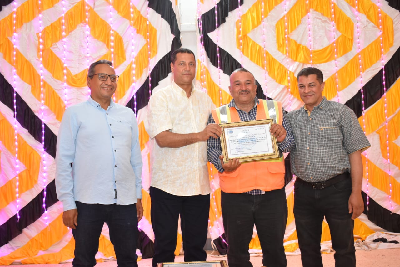 احتفالية فنية وثقافية بعيد العمال في جو من الإبداع الثقافي والفني في الوادي الجديد (25)