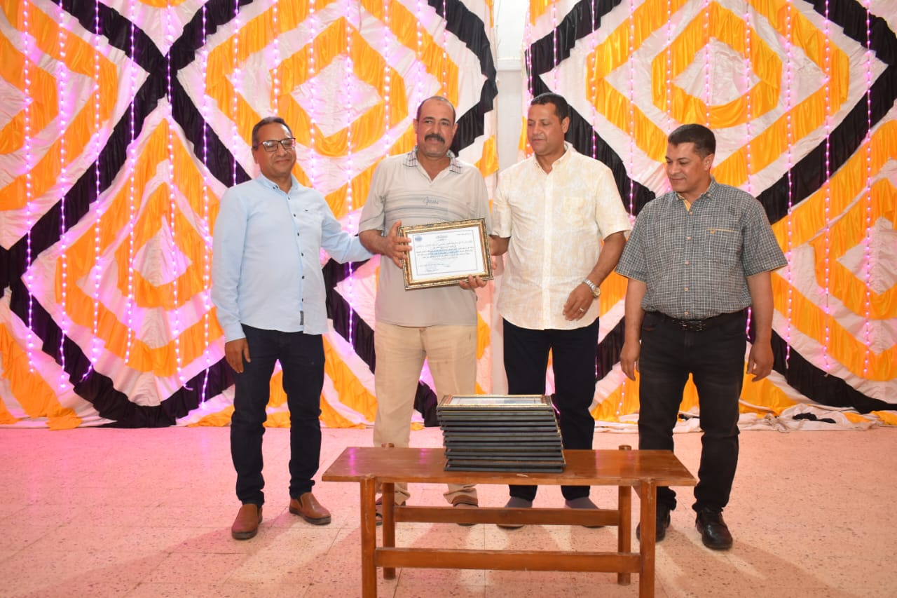 احتفالية فنية وثقافية بعيد العمال في جو من الإبداع الثقافي والفني في الوادي الجديد (31)