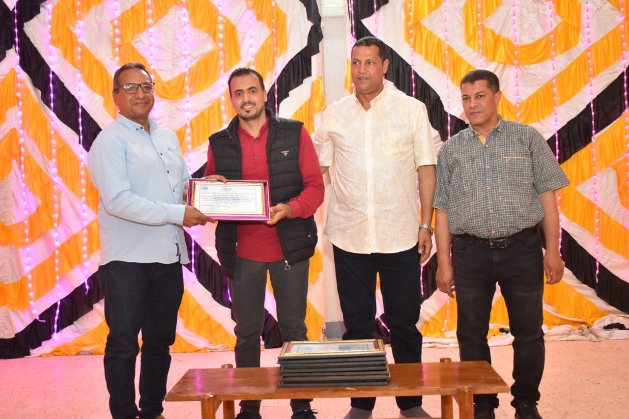 احتفالية فنية وثقافية بعيد العمال في جو من الإبداع الثقافي والفني في الوادي الجديد (32)