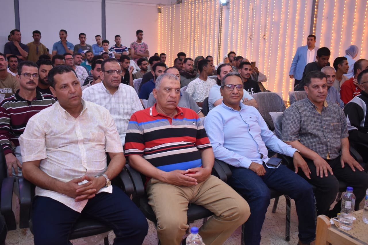 احتفالية فنية وثقافية بعيد العمال في جو من الإبداع الثقافي والفني في الوادي الجديد (36)