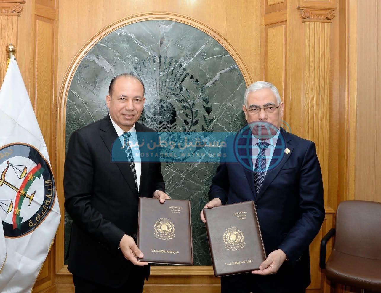 1b6dee8b-bec3-4447-b1cb-fcece43b9559