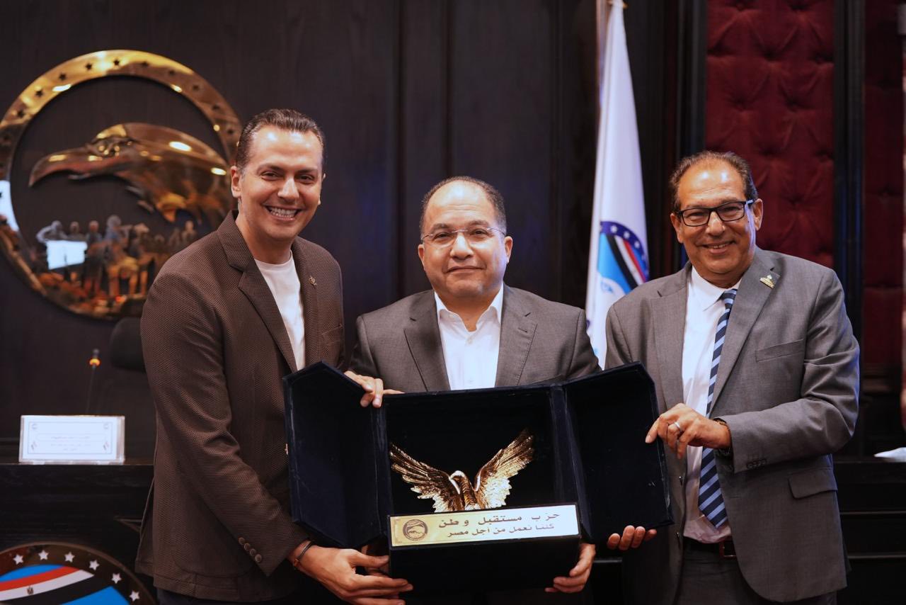 516526035_1273114567513290_5973577517708786038_n