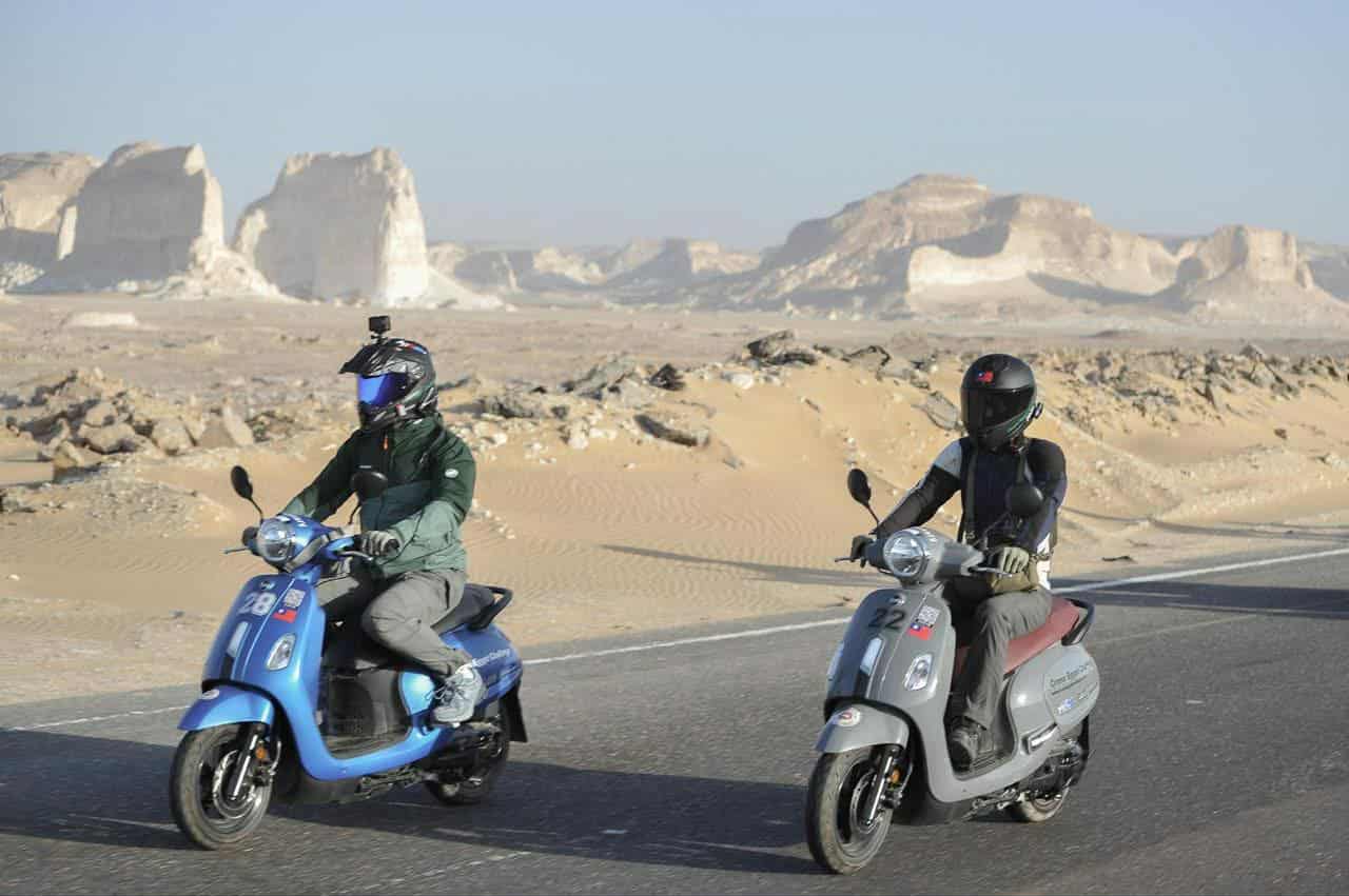 رالي تحدي عبور مصر يمر بمركز الداخلة (3)